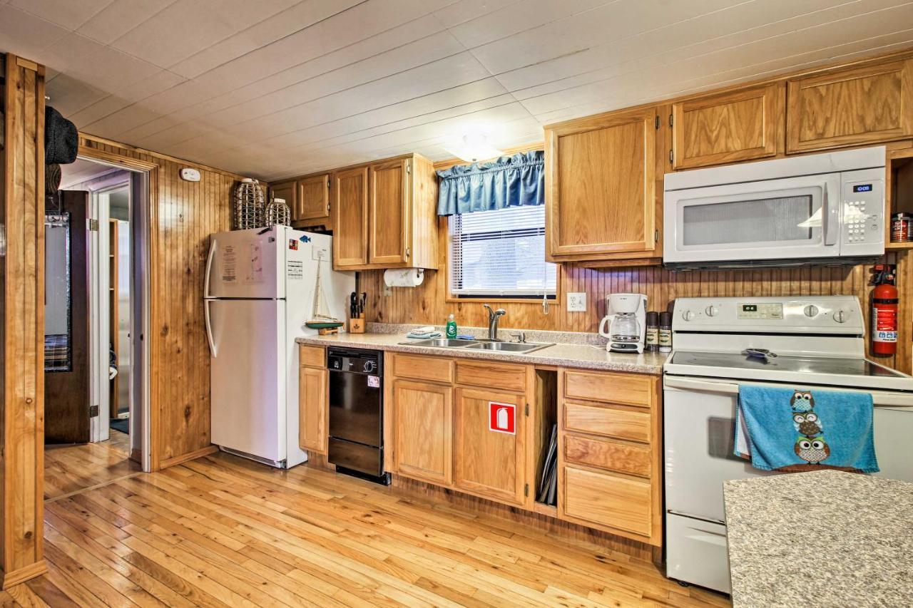 Rustic Stockton Lake Cabin Half Mile To Boat Ramp! Экстерьер фото